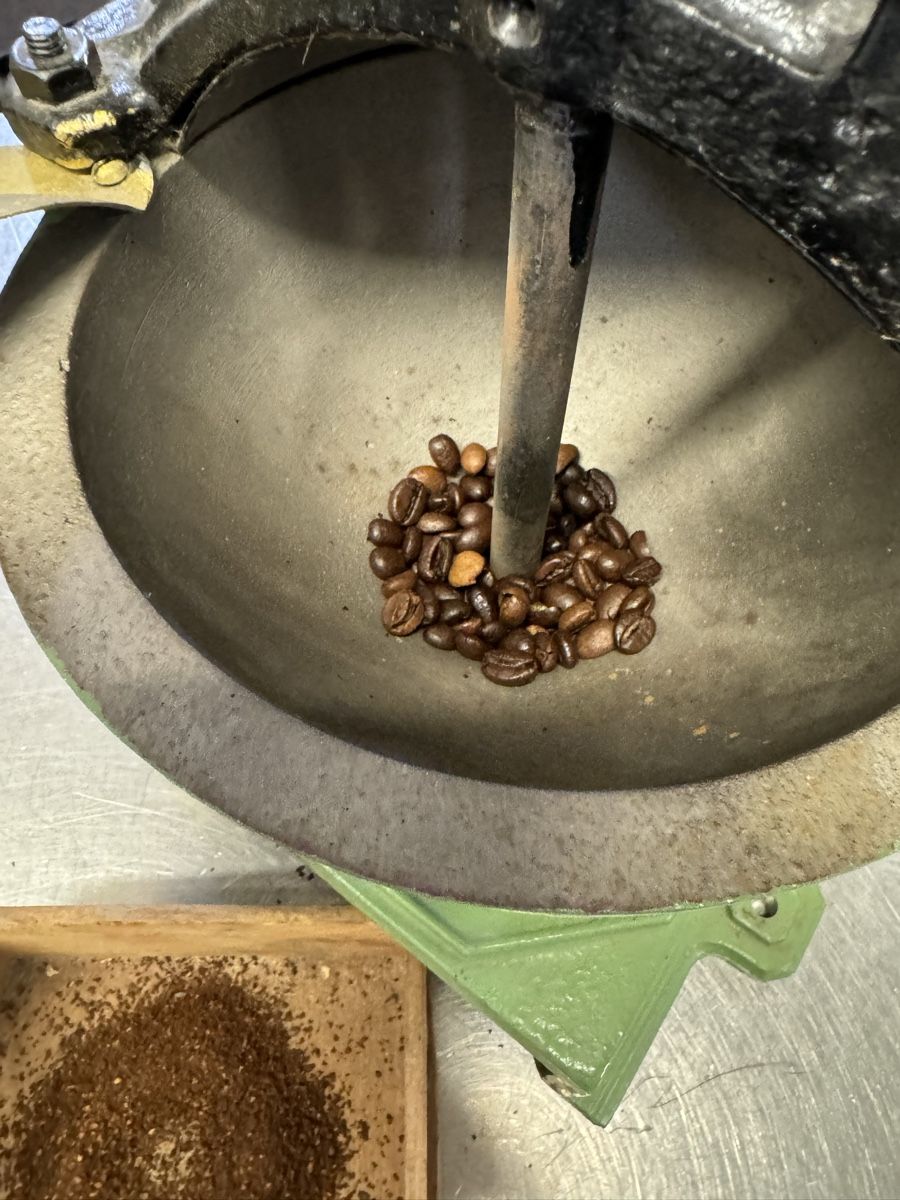 Elettrodomestici da cucina: MUTZIG FRAMONT KAFFE MÜHLE ALT – Usato da Zürich venduto da Jaskoch 4