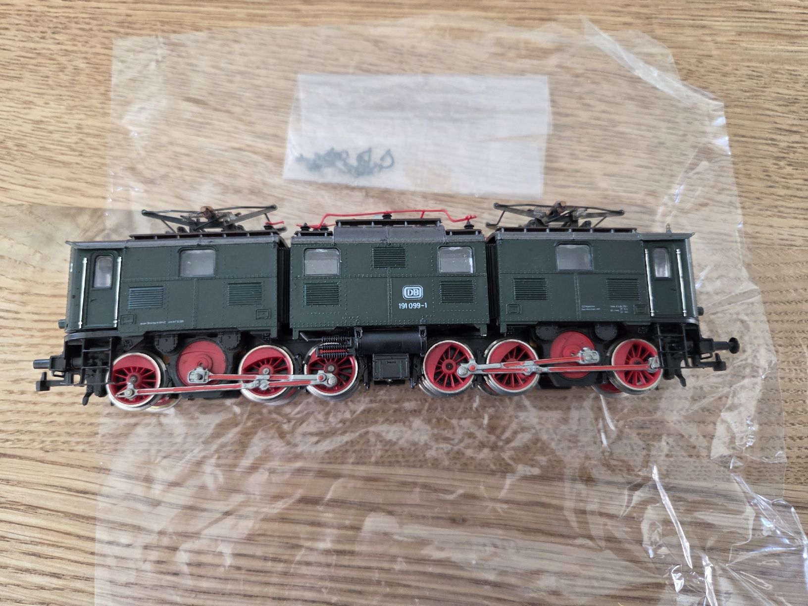 Roco Modelleisenbahnen: Roco 4139 BR 192 DB – Gebraucht aus Berikon von TopLok1 2