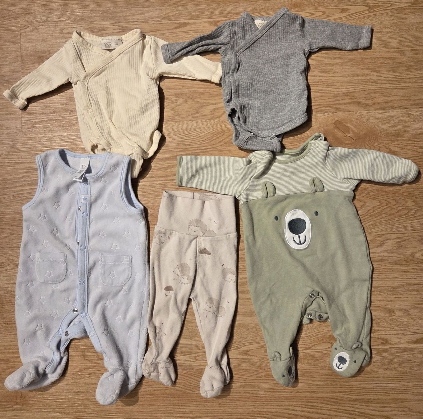 Lotti & Set di vestiti: Babyset Grösse 56 – Usato da Auenstein venduto da JenniferG01