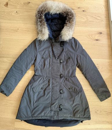Moncler Daunenparka Gr. 0, Echtpelz, Top Zustand 