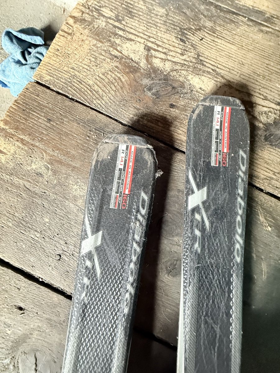 Sci: Skis adulto 160cm – Usato da Cousset venduto da Andre93mendes 1