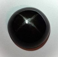 Diopside étoilé 11mm - Valeur 75.- Fr
