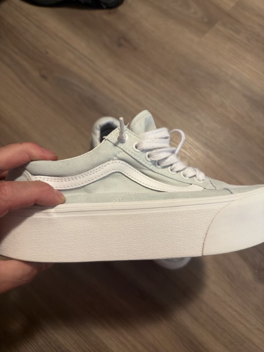 Vans Scarpe da uomo: 4 Vans old skool 41 … – Usato da herisau venduto da Acikhan 2