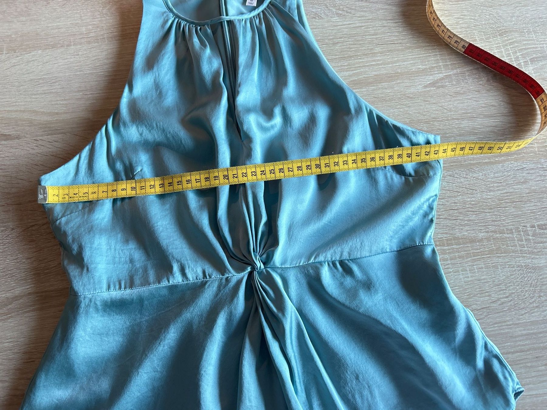 Top: Top eisblau 100% Seide von Cinq à Sept Gr. M – Usato da Brunnen venduto da Nala2929 7