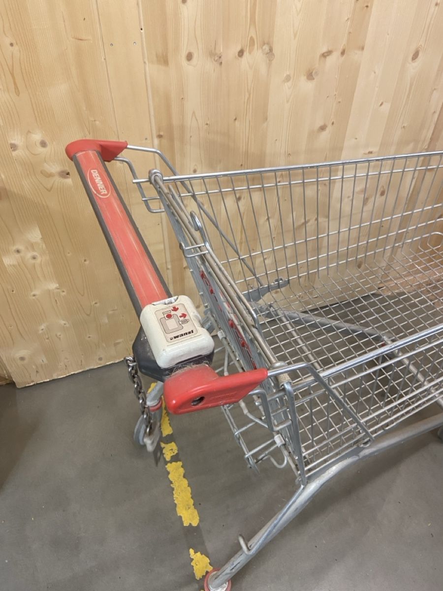 Tutte le decorazioni: Ausgemusterter Einkaufswagen Denner – Usato da Oberuzwil venduto da Schlirg0815 2