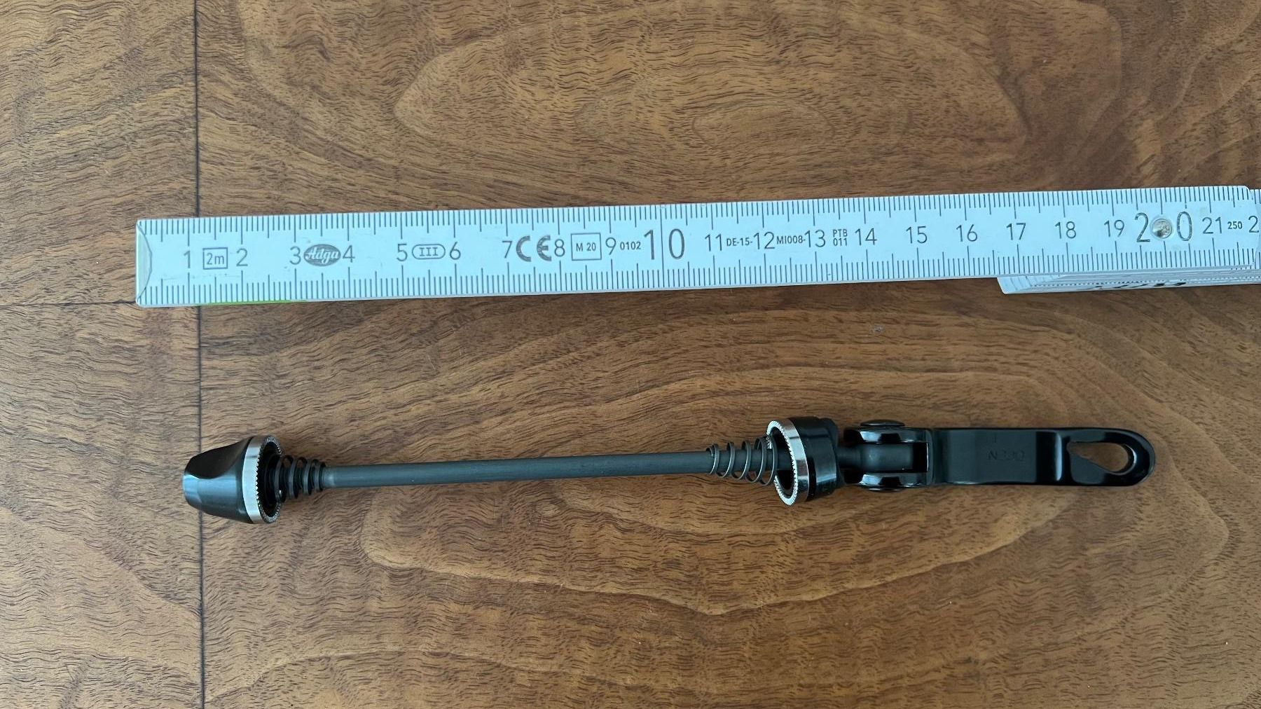Mavic Ersatzteile: Schenllspanner Mavic Vorderrad – Gebraucht aus Luzern von serchon