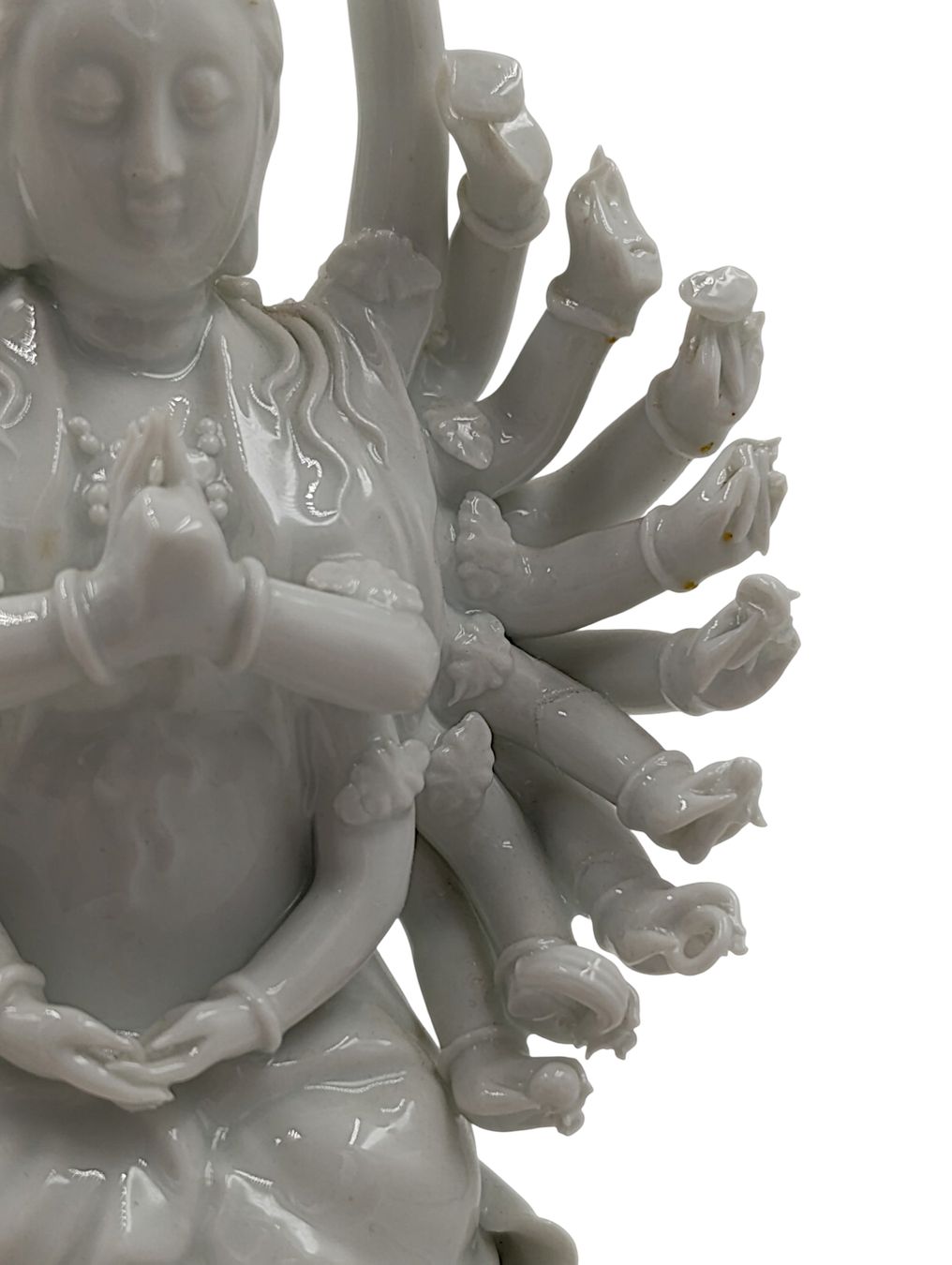 Figuren: Chinesische Blanc-de-Chine-Guanyin  – Gebraucht aus Hochfelden von Historium 6