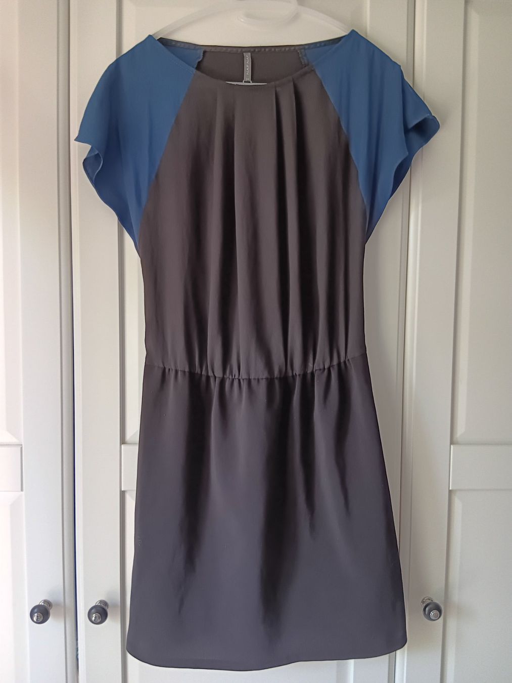 Nafnaf Kleider: NAF NAF Robe / Kleid taille / Grosse 34 neuve / neu – Neu und originalverpackt aus Cossonay-ville von Super-Price-Quality