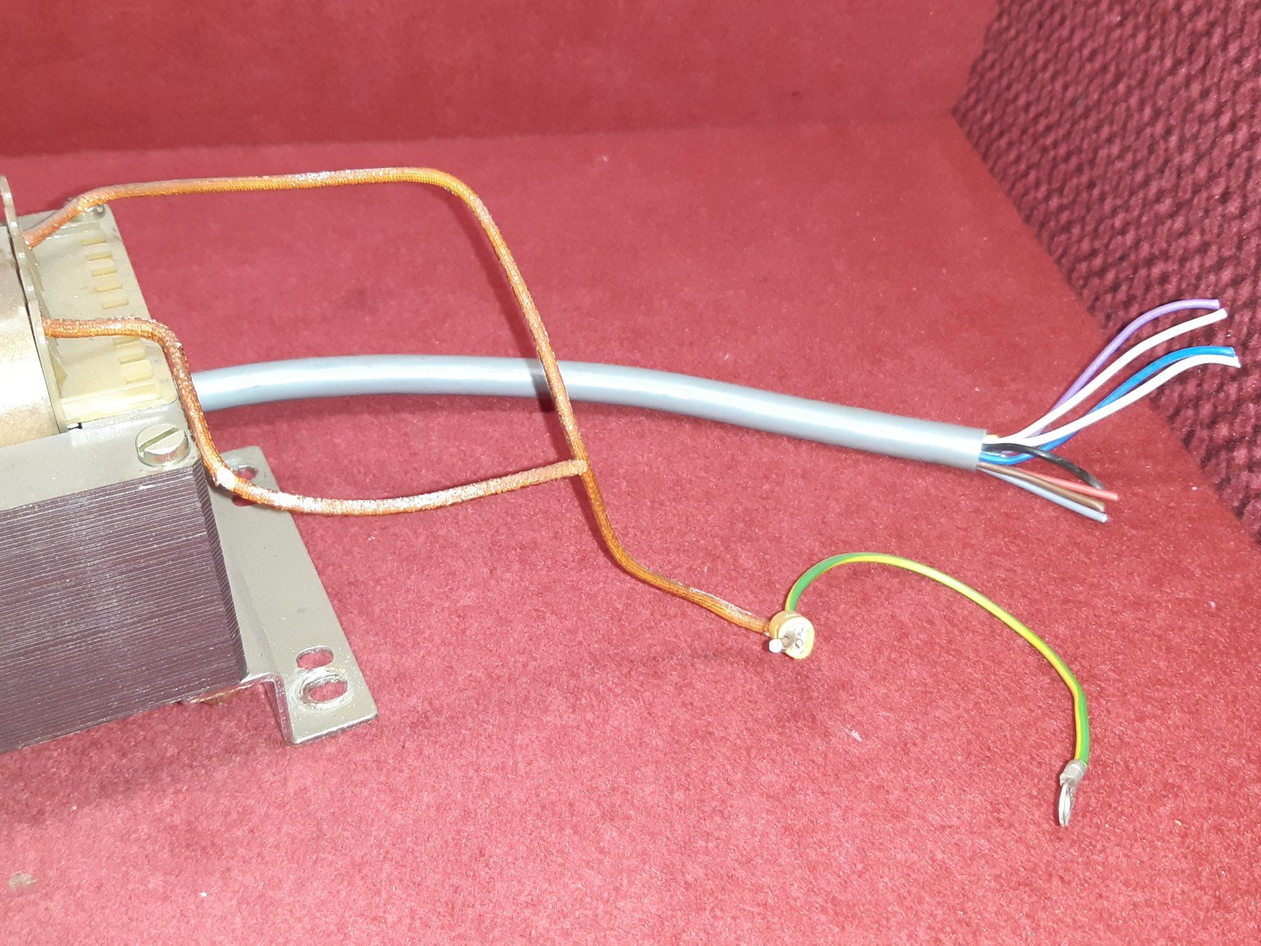 Componenti elettronici: Transformator, ungeprüft und ungtestet! – Usato da Lohn-Ammannsegg venduto da Molch7 2