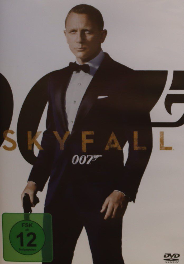Tous les DVDs: James Bond: Skyfall – D'occasion à Luzern par CONTENTI
