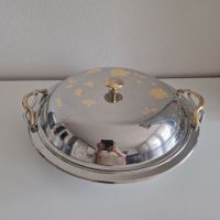 Elegante Servierplatte mit Deckel, Edelstahl, goldige Deko