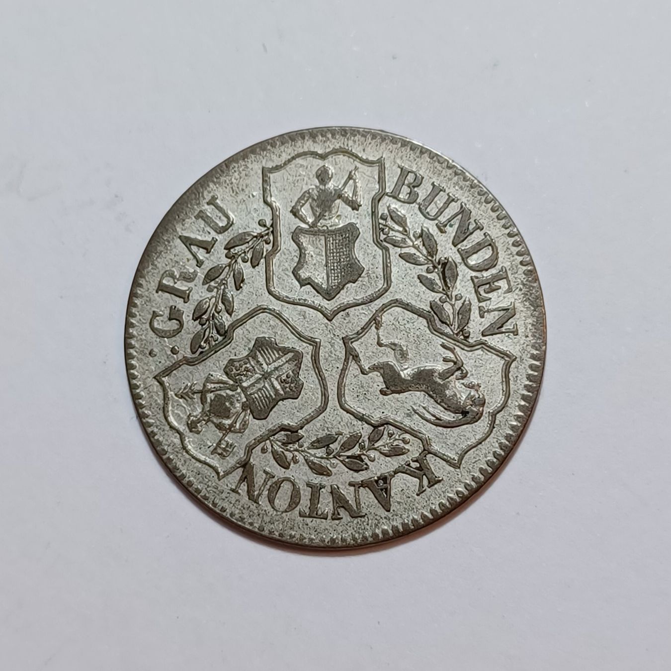 Tutti le monete: Batzen 1842 Graubünden – Usato da Pfäffikon ZH venduto da Schweizer_Muenzen 1