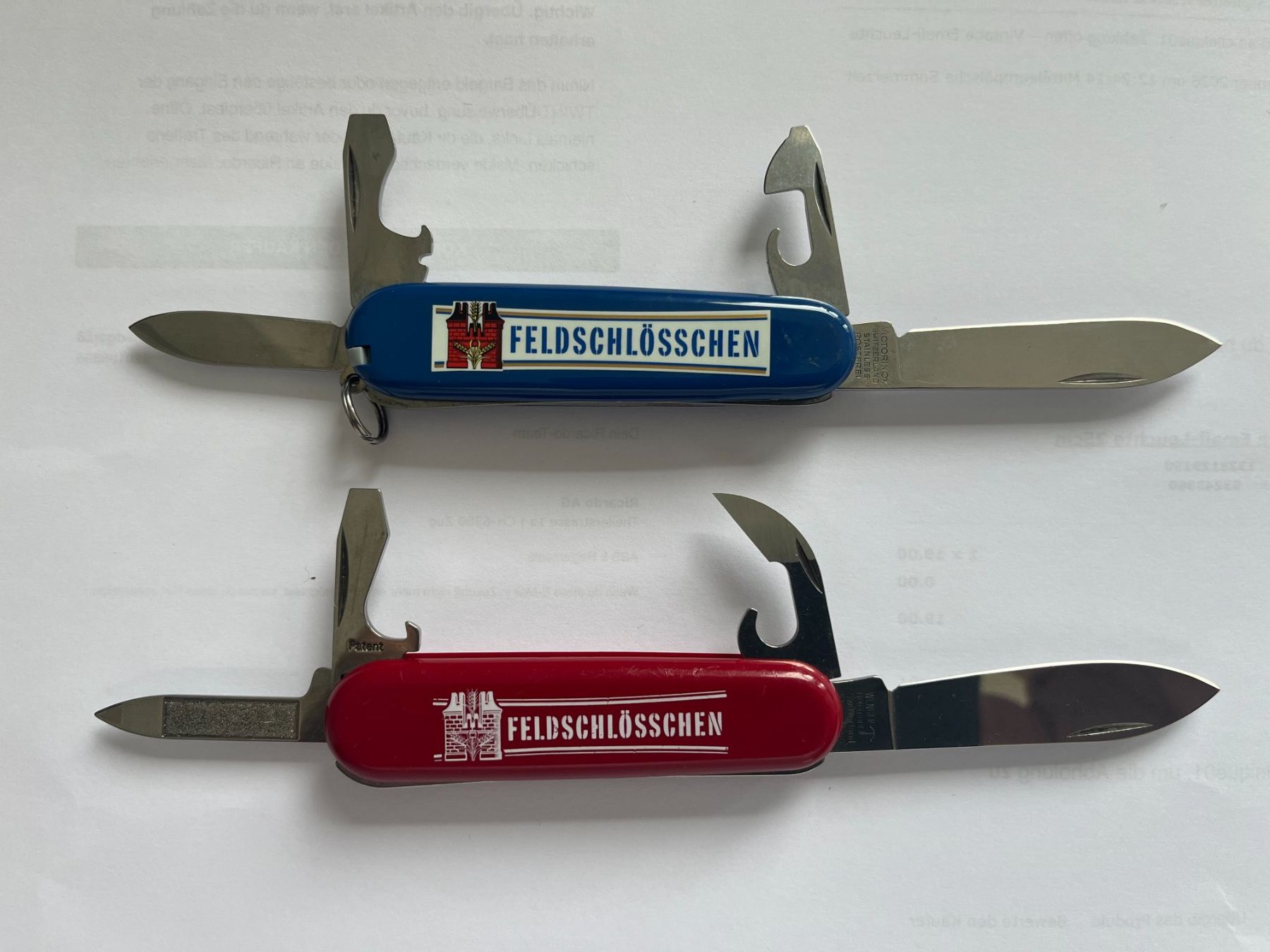 Victorinox Coltelli tascabile: 2x Taschenmesser Feldschlösschen – Nuovo (secondo la descrizione) da Dintikon venduto da Redgar58 2