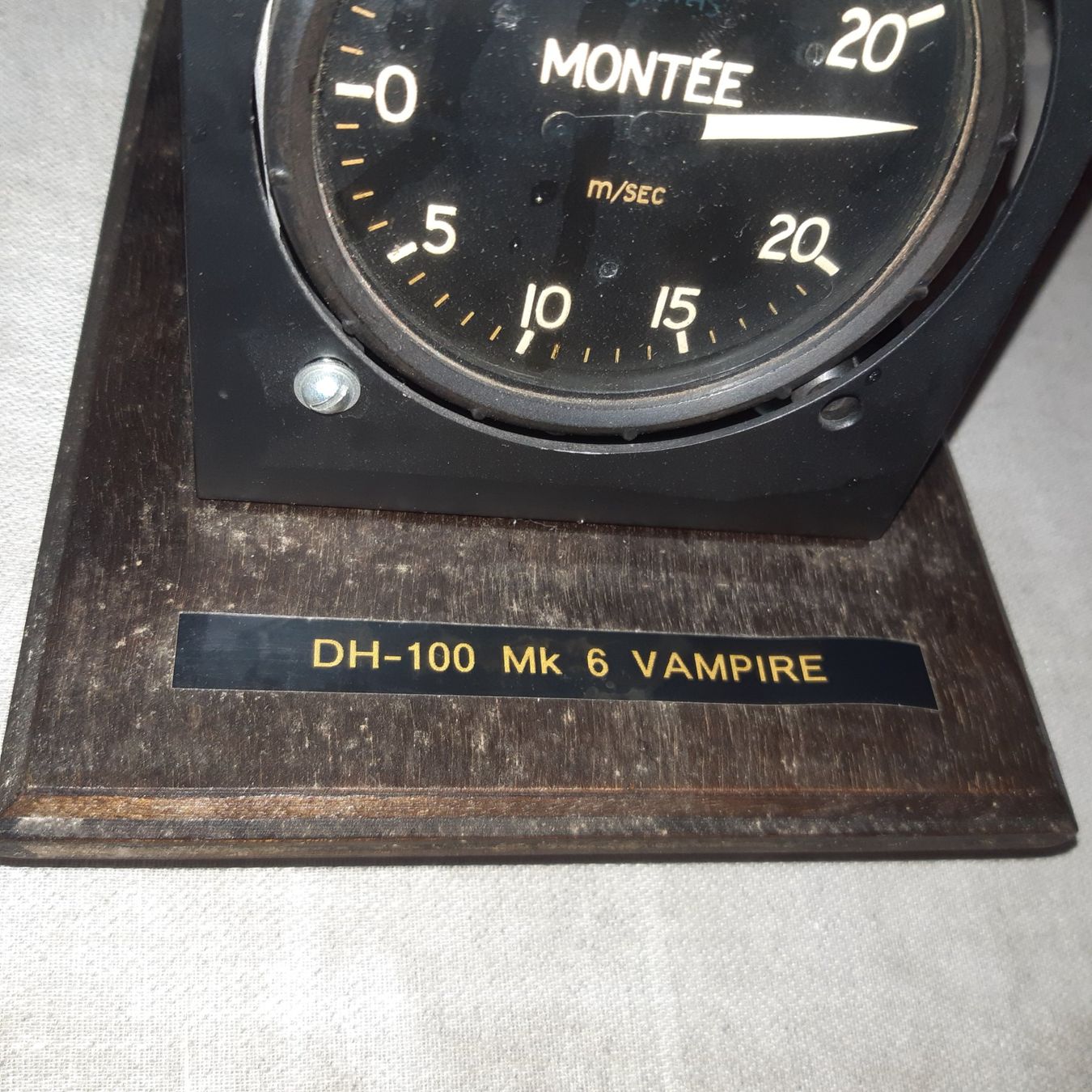 Cartes postales: Variometer DH-100 Vampire Schweizer Fliegertruppen – D'occasion à Giffers par attila07 1