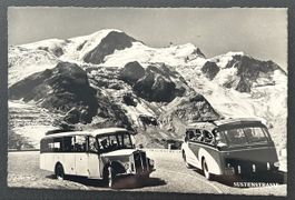 Sustenstrasse mit Postautos 