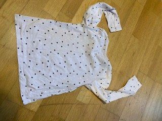 Pulls et sweat-shirts: Pull léger t.110/116 – D'occasion à Boudry par Lamue01 1