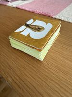 80 Panini-Sticker, sortiert keine doppelten. 