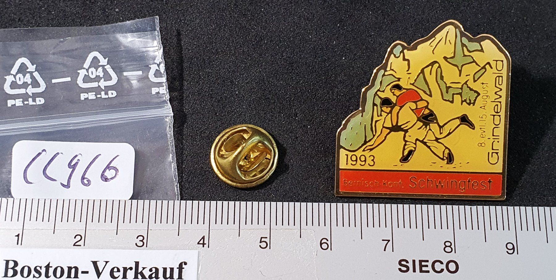 Placchette & Badge: CC966 - Pin Schwingen Grindelwald 1993 – Usato da Reinach BL venduto da Boston-Verkauf 2