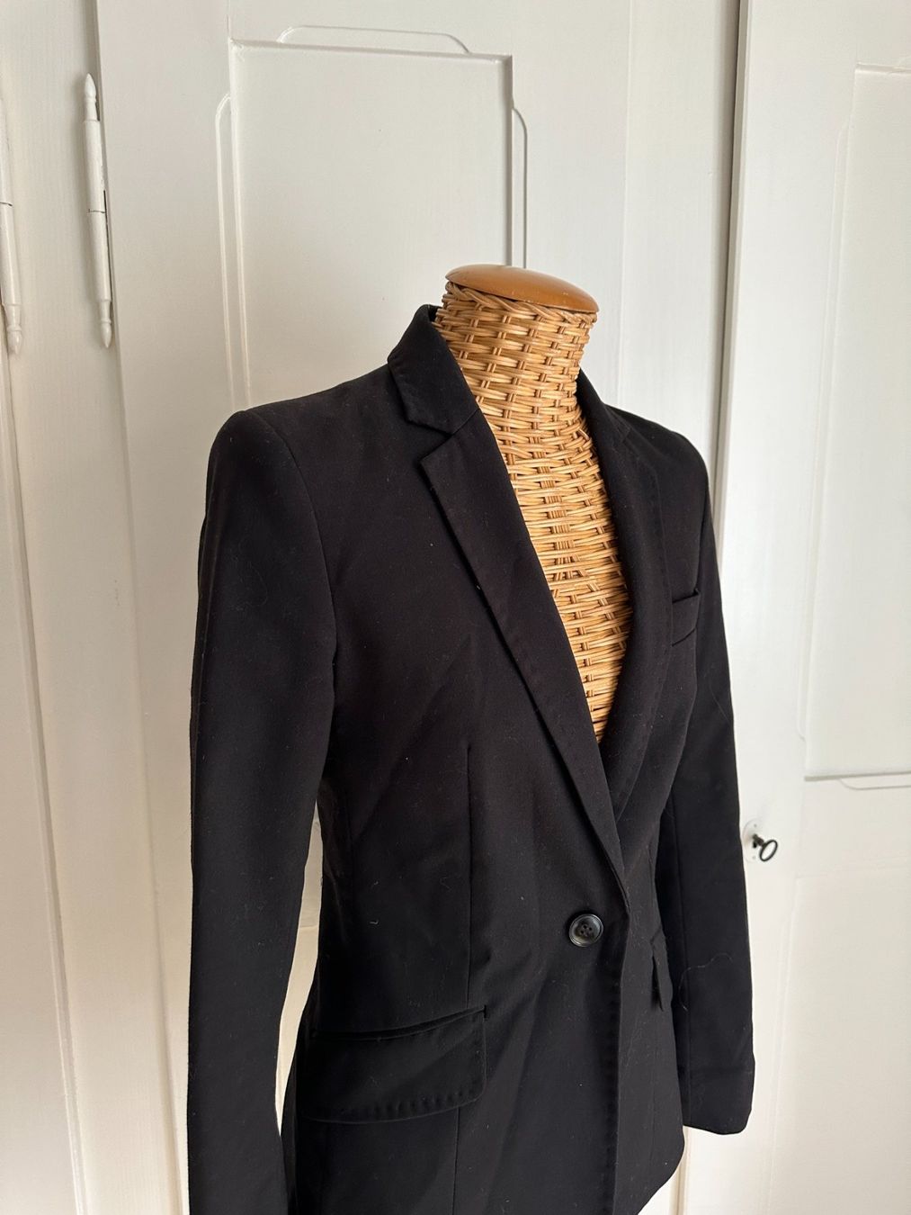 H&M Vestes: Blazer schwarz elegant - 34 – D'occasion à Zürich par Diazaio 1