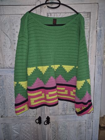 Stefanel Sommer-Pulli, Grösse M, Grün mit Muster, Top!