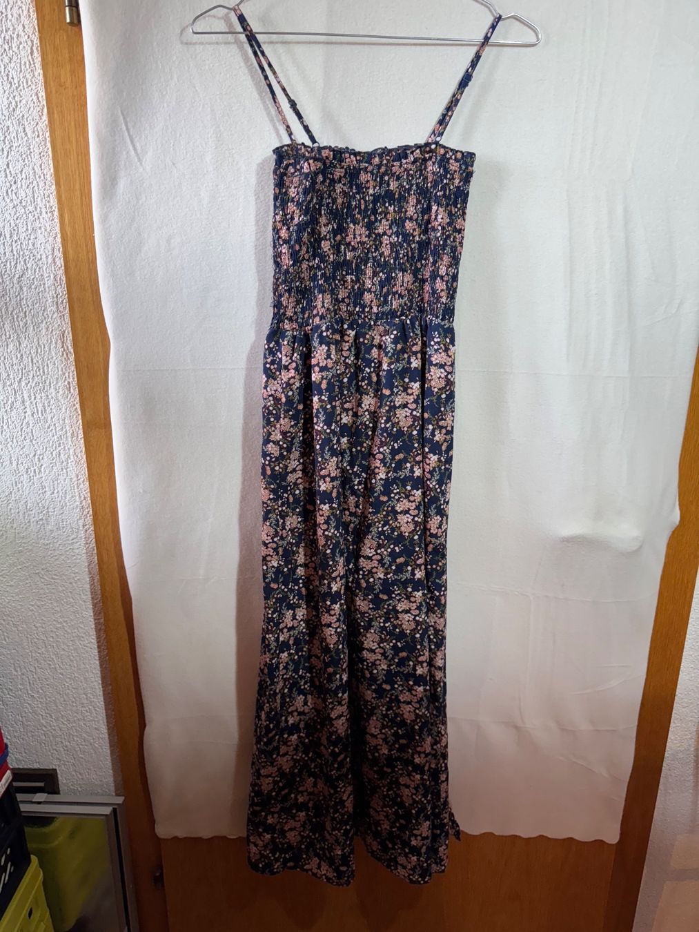 Vestiti: Maxikleid mit eingenähter Shorts von Temt Gr XS/S – Usato da Grosswangen venduto da SALE_SALE_SALE 5