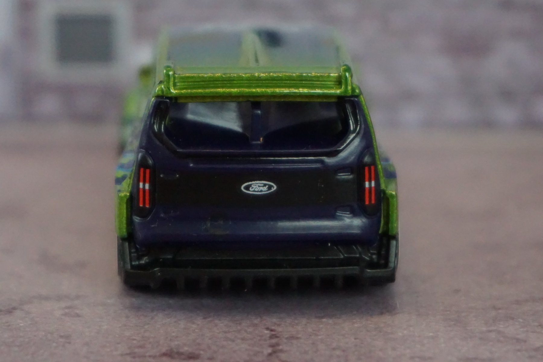 Hot Wheels Modellini d'auto: HotWheels Ford Super Van 4 COOL !!!!!!!!!!!!!!!!!! – Usato da Reiden venduto da Doppeldecker69 2