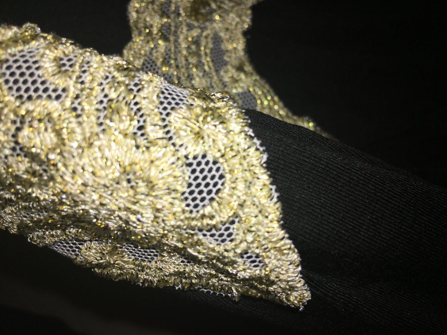 Heine Tuniken: APART Shirt, Gr.38, schwarz mit Spitze – Gebraucht aus Arni AG von Mimo007 9