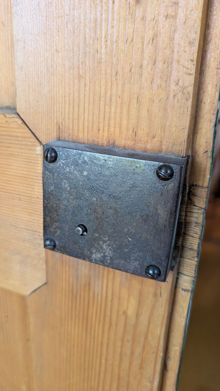 Schränke: Schrank mit Bauernmalerei – Gebraucht aus Ittigen von sto_b6fg 2