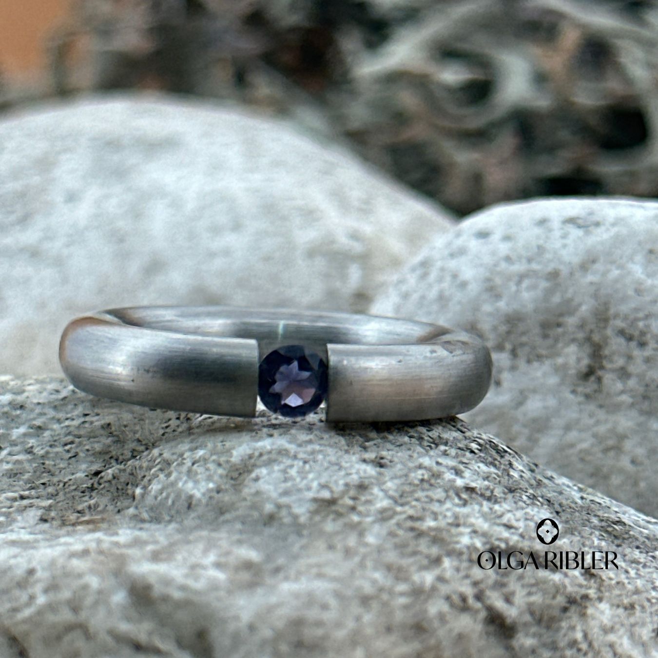 Olga Ribler Ringe: Edelstahl Pneu Ring mit Iolith  Ringgrösse 52 – Neu (gemäss Beschreibung) aus Luzern von Schmuckoutlet 2