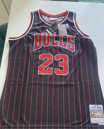 Michael Jordan Bulls Trikot #23 - Retro Basketball XL