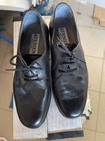 Chaussures en cuir taille 39.5