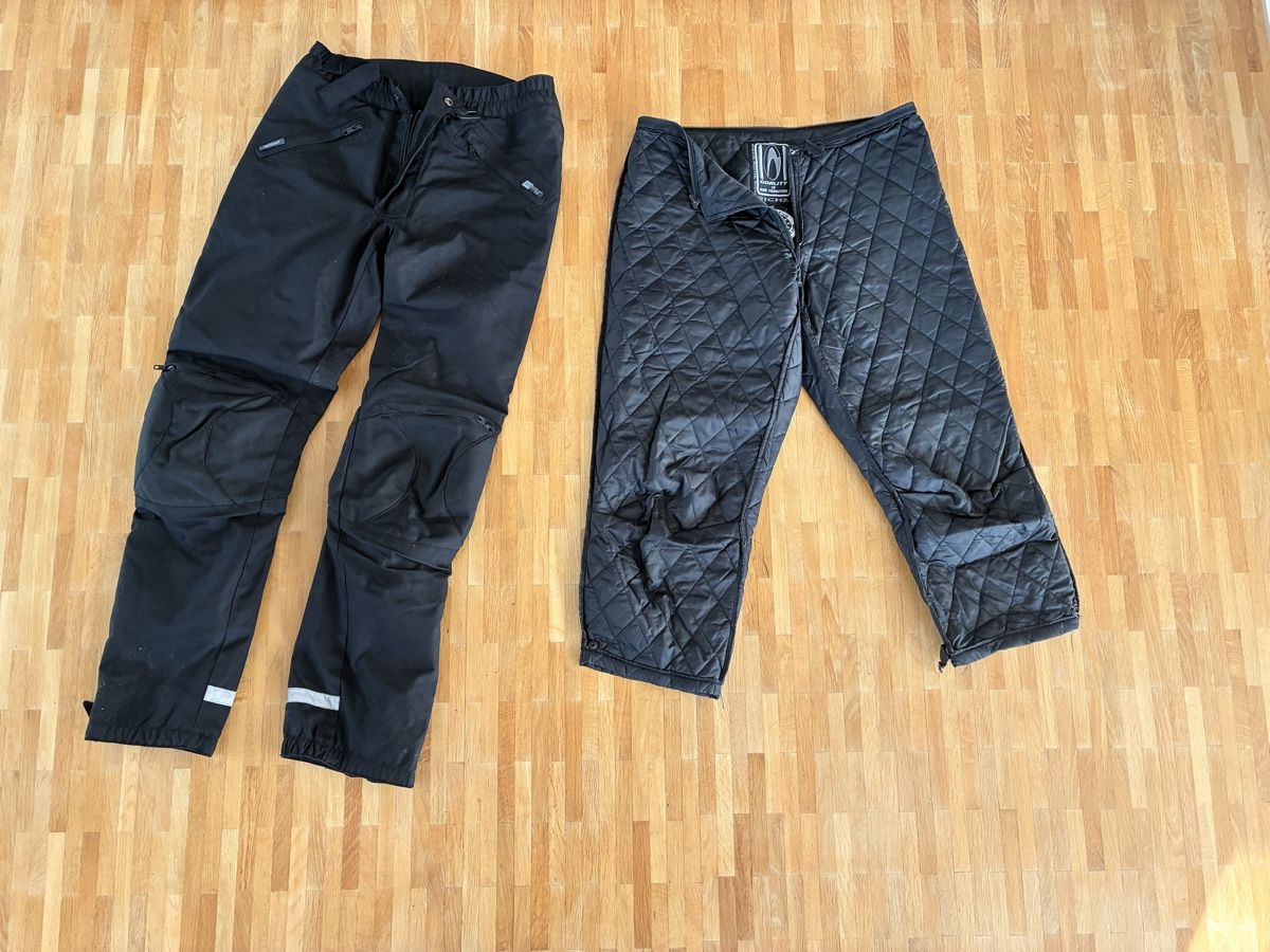 Pantaloni: Schwarze Herren Motorradhose Grösse M – Usato da Luzern venduto da niccho 6