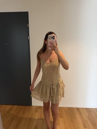 Beautiful new dress with tags beige