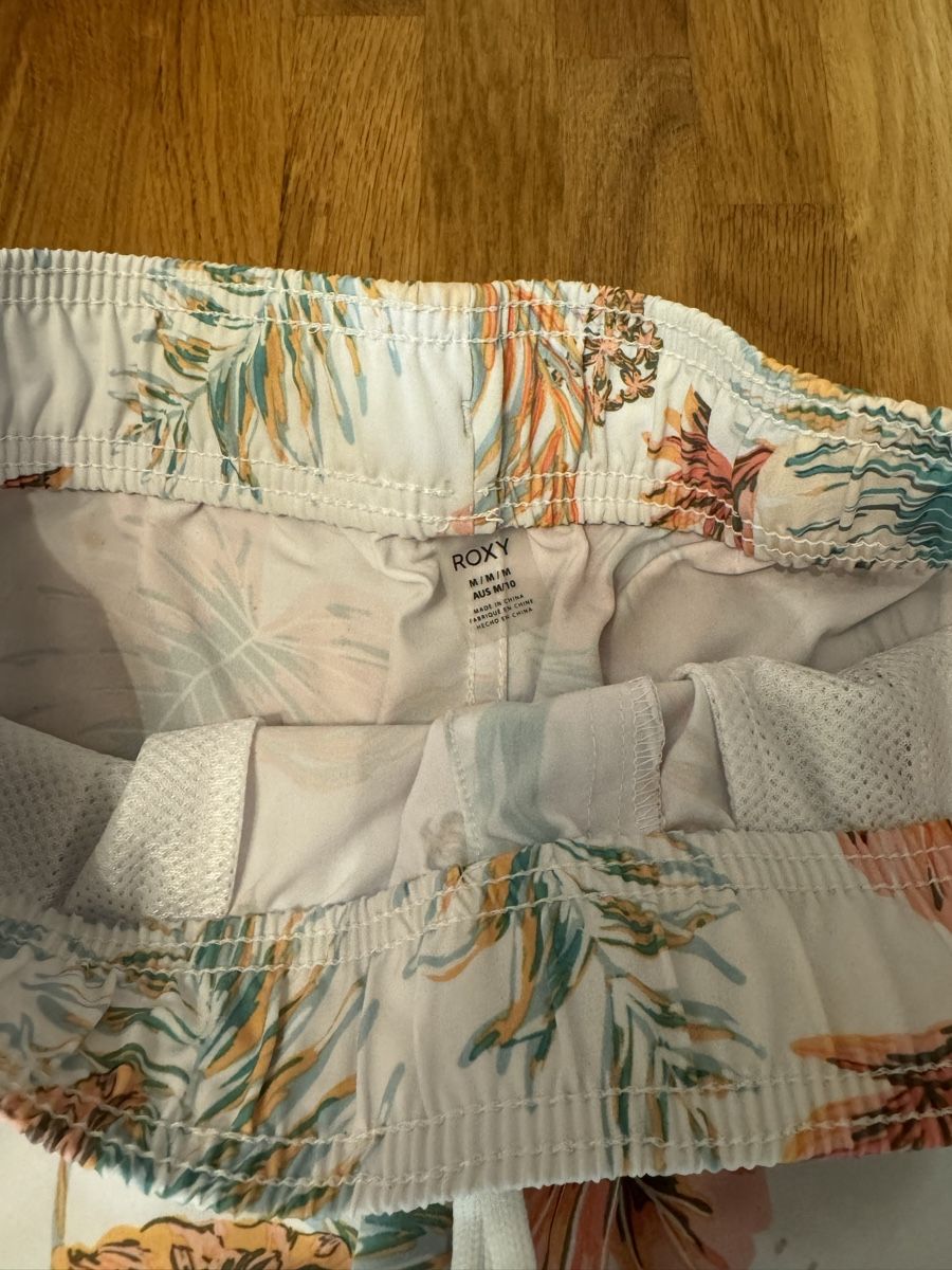 Roxy Pantaloni: ROXY Board Shorts **NEUWERTIG** – Nuovo (secondo la descrizione) da Allschwil venduto da KShing 2