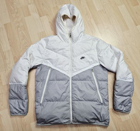 Nike Storm-Fit Winterjacke Daunenjacke Gr. M