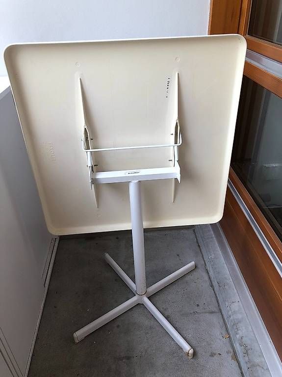 Schaffner Tavoli: SCHAFFNER - Gartentisch 70x70 cm – Usato da Zürich venduto da Morgi23 1