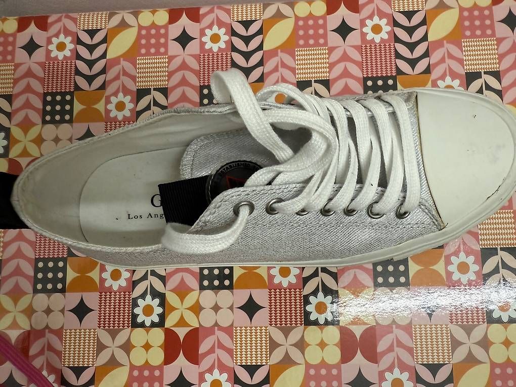 Scarpe da donna: Sneaker Guess – Usato da Rancate venduto da aga_t2st 1