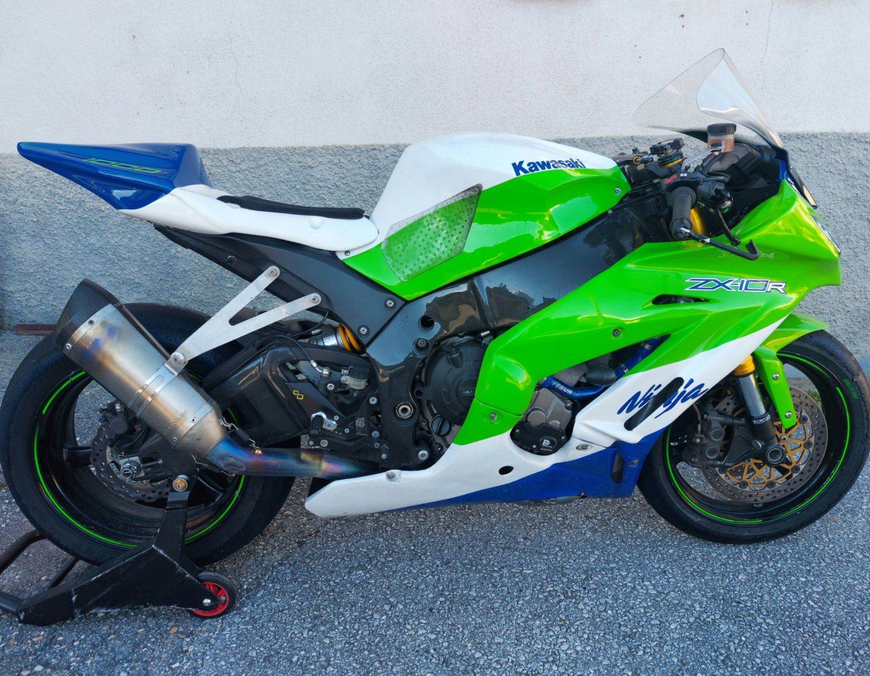 Kawasaki Strada: Kawasaki ZX10-R circuit – Usato da Chandolin prés Savièse venduto da superden 1