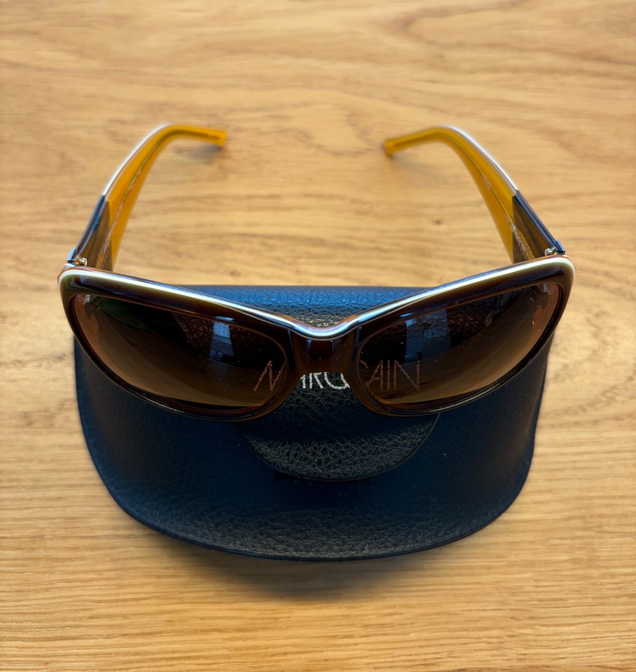 Marc Cain Occhiali & Lenti: Sonnenbrille von Marc Cain – Usato da Thalwil venduto da Borozwei