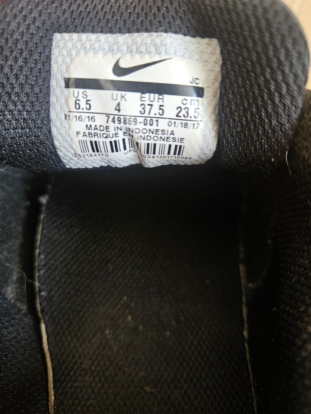 Nike Chaussures femmes: Schuhe Nike – D'occasion à Bad Ragaz par sti_kxk9 3