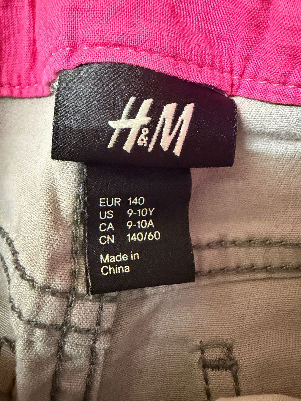 H&M Hosen: Kurze Hosen Mädchen (Grösse 140) – Gebraucht aus Eschenbach LU von jjasmiin 3
