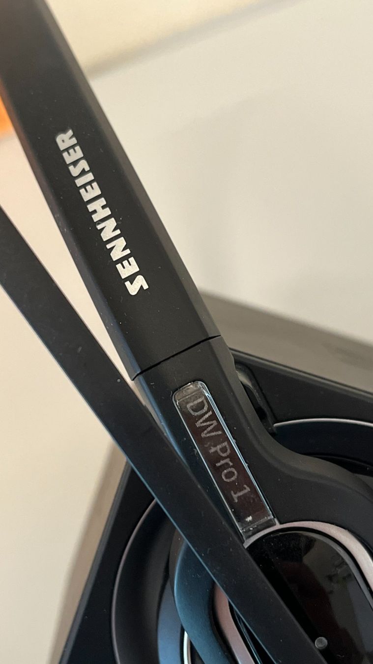 Sennheiser Casques audio: Sennheiser Headset DW Pro 1 mit Basisstation – D'occasion à St. Pantaleon par MrTFox 1