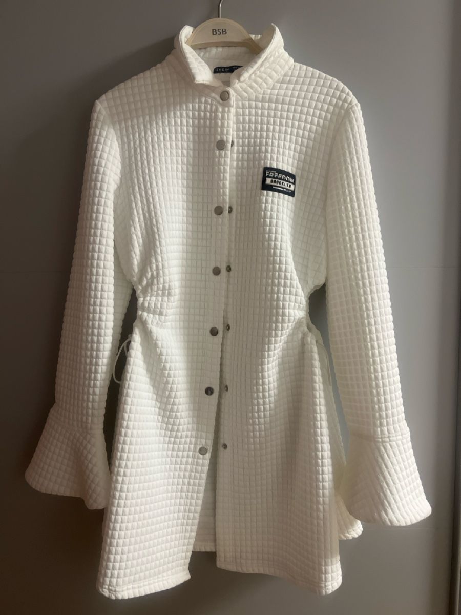Shein Mäntel: Mantel weiss Grösse M neuwertig – Neu und originalverpackt aus Dübendorf von cas_9tpw