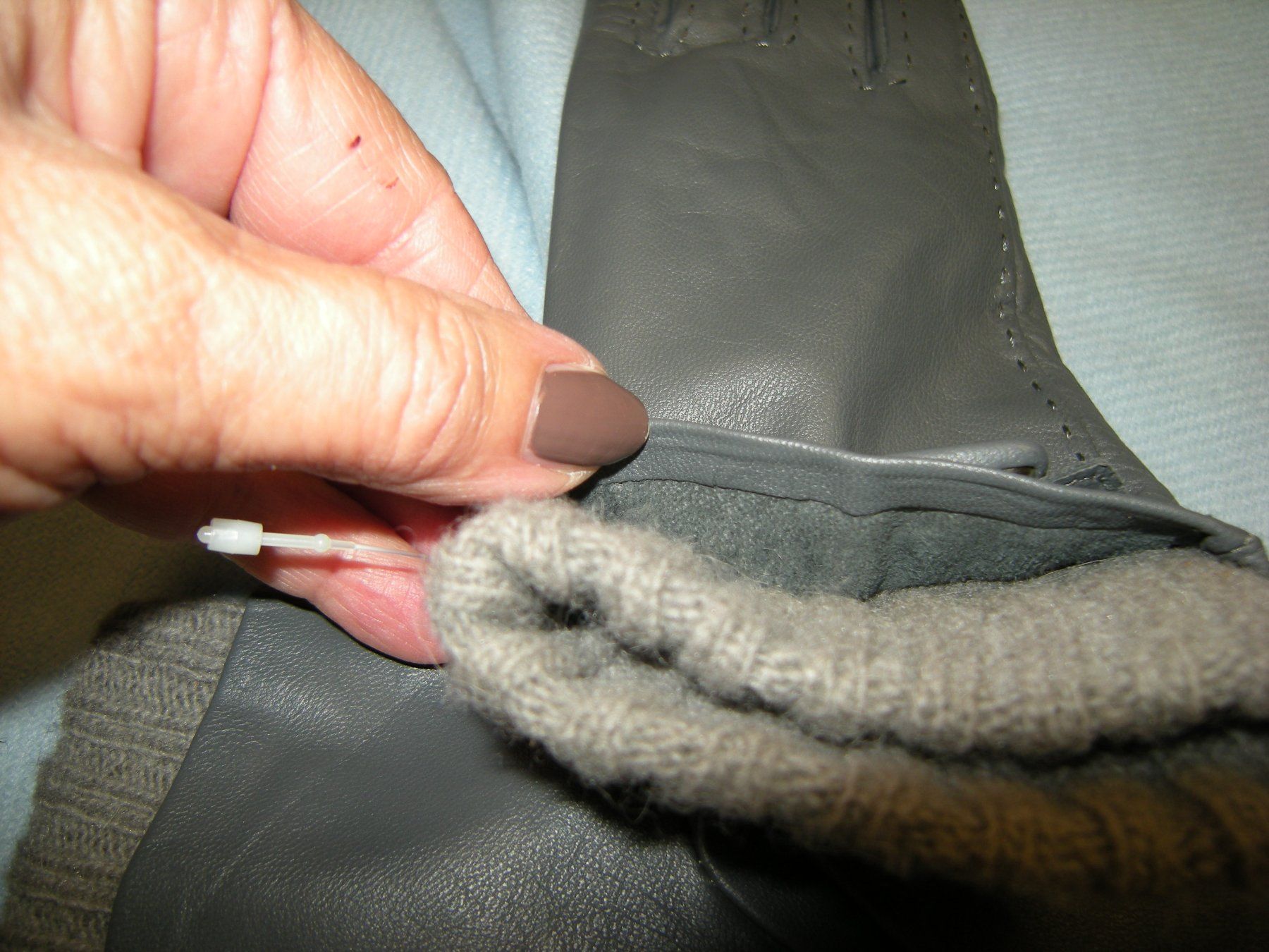 Guanti & manicotti: Echt Glatt Leder Strick Handschuhe Gr. S grau – Nuovo e nell'imballaggio originale da Holziken venduto da Rupe 2