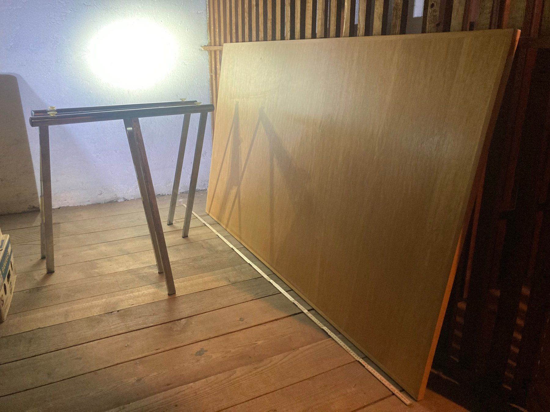 Tische: Holztisch – Gebraucht aus Bern von Photon77