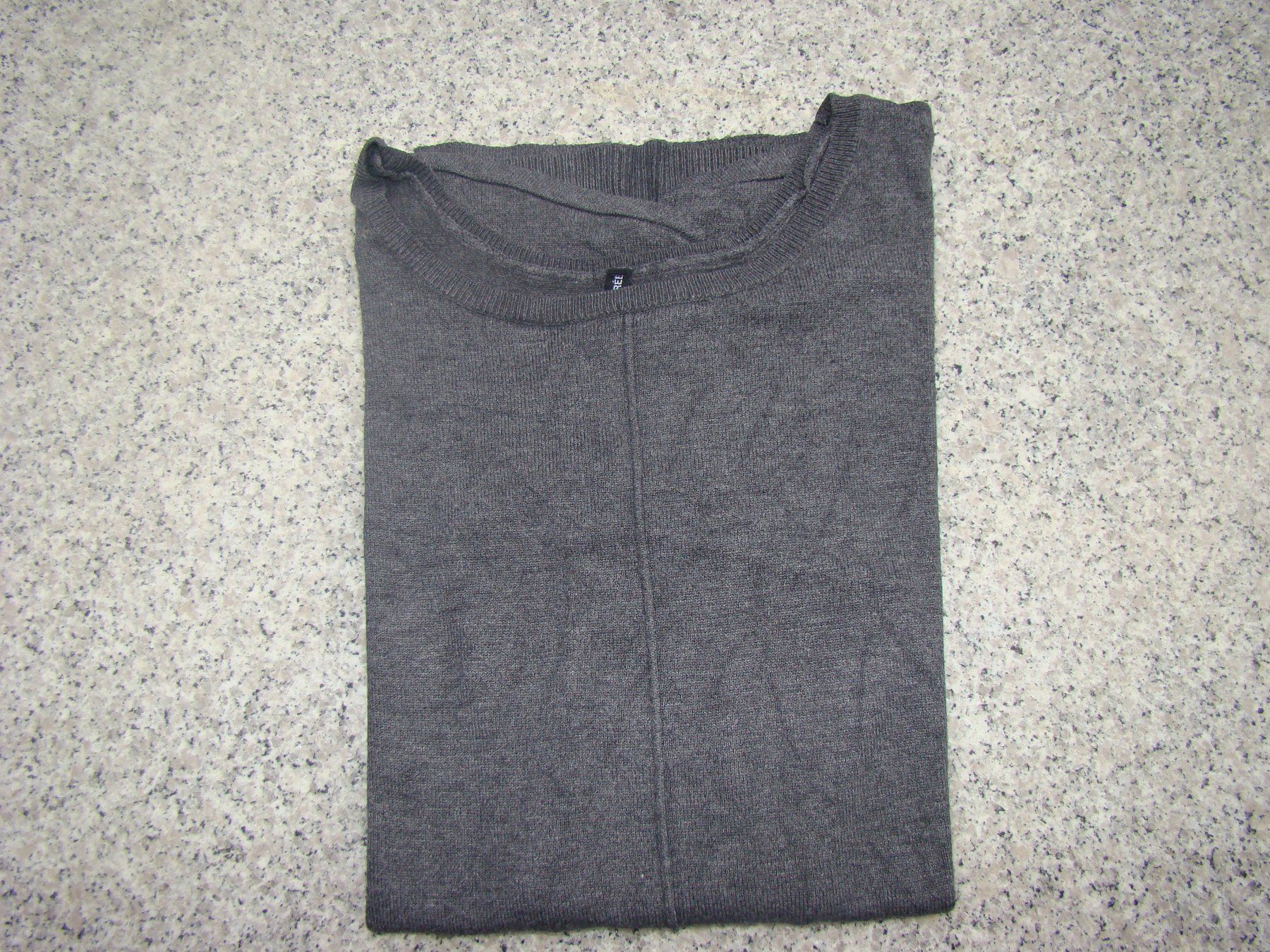 Maglioni & Felpe: Pullover langarm, grau, Grösse XS, Marke Chicorée – Usato da Malters venduto da burzi 1
