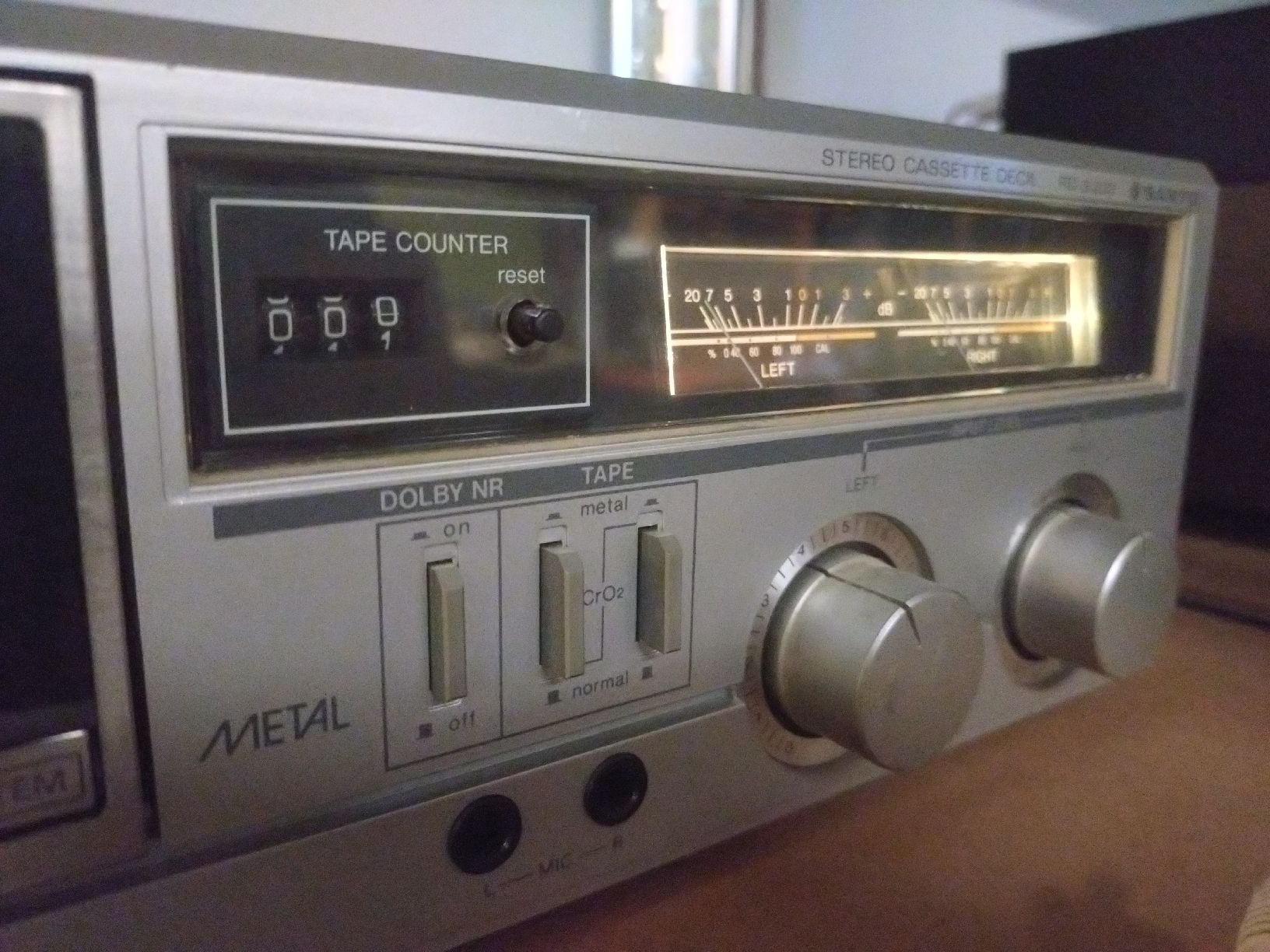 Sanyo Registratori: Sanyo RD S200 platine cassette stéréo  – Difettoso da Farvagny-le-Grand venduto da LaCaverne 1