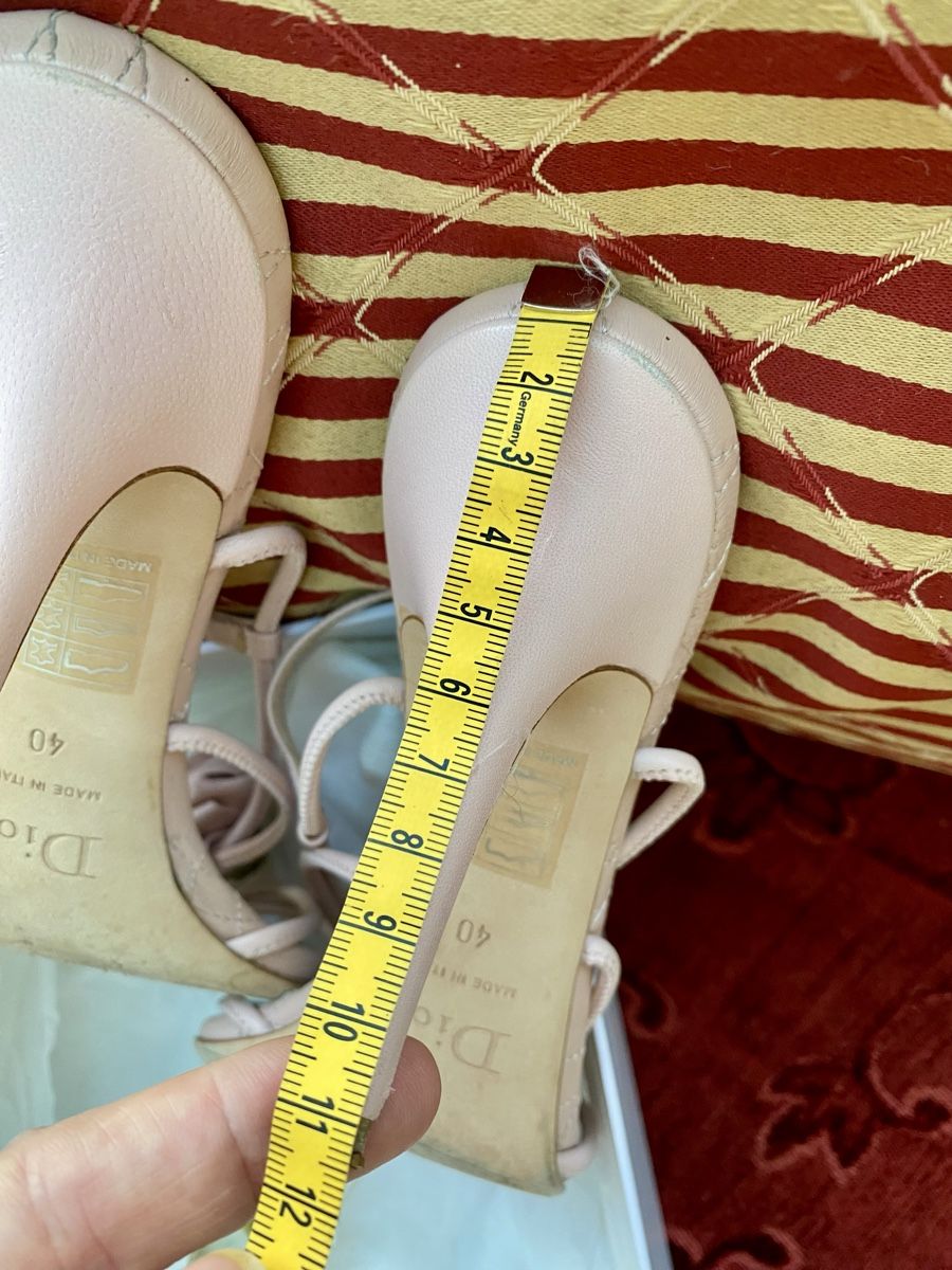 Scarpe da donna: Sandales Dior roses clair  élégantes 40 – Usato da Genolier venduto da ber_j8yx 7