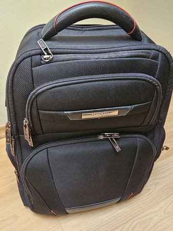 Samsonite Pro-DLX 5 Business / Laptop Rucksack - RFID Schutz