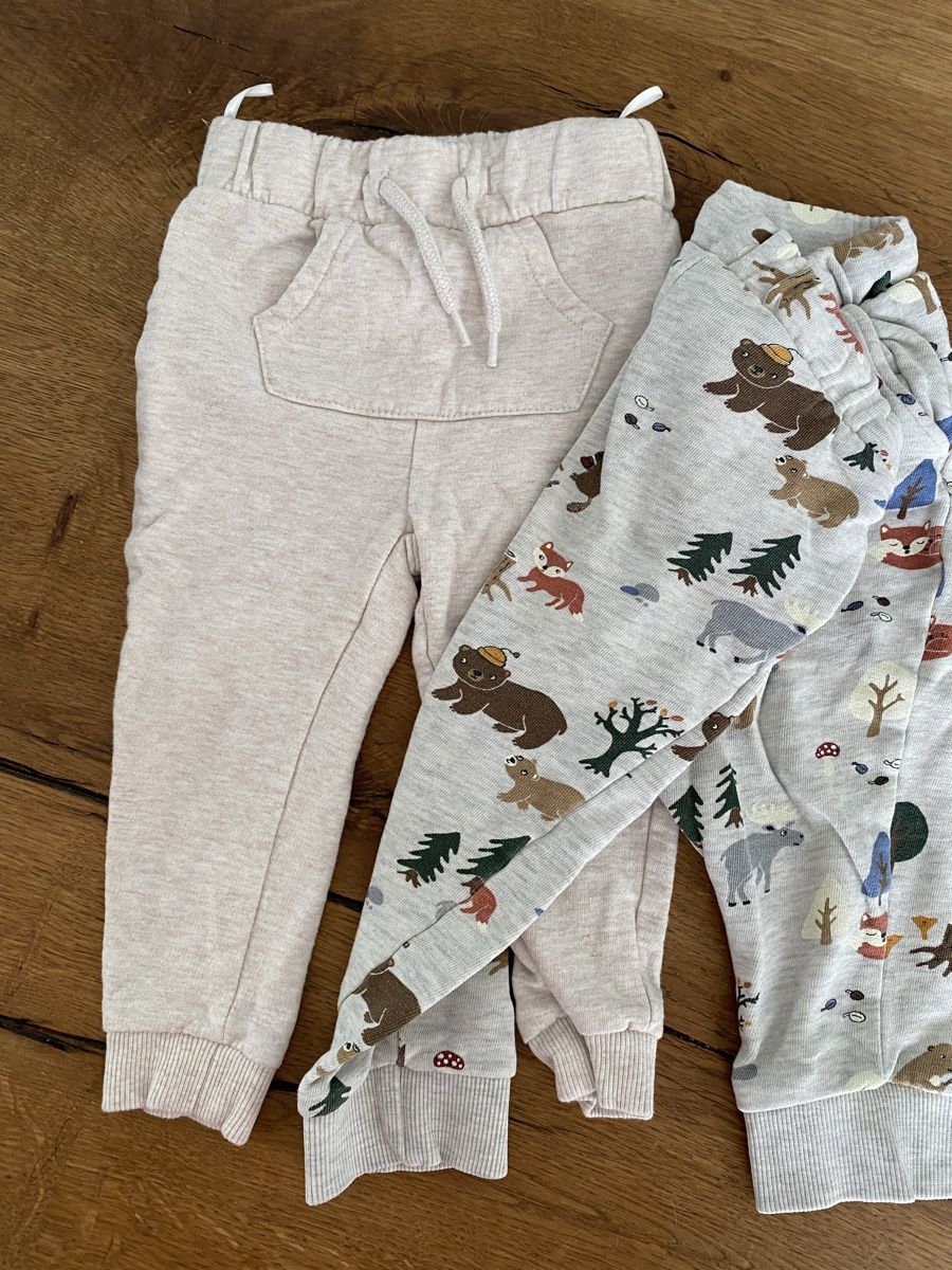 Lotti di vestiti: Trainerhose, Jogginghose – Usato da Urdorf venduto da Tjara65 2